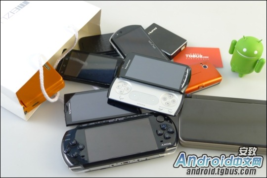 Sony Ericsson Xperia Play Zeus Z1 PlayStation Phone 01