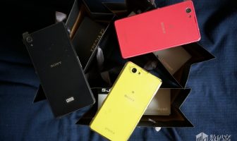 Egymás mellett pózol az Xperia Z2 és az Xperia Z1 Compact